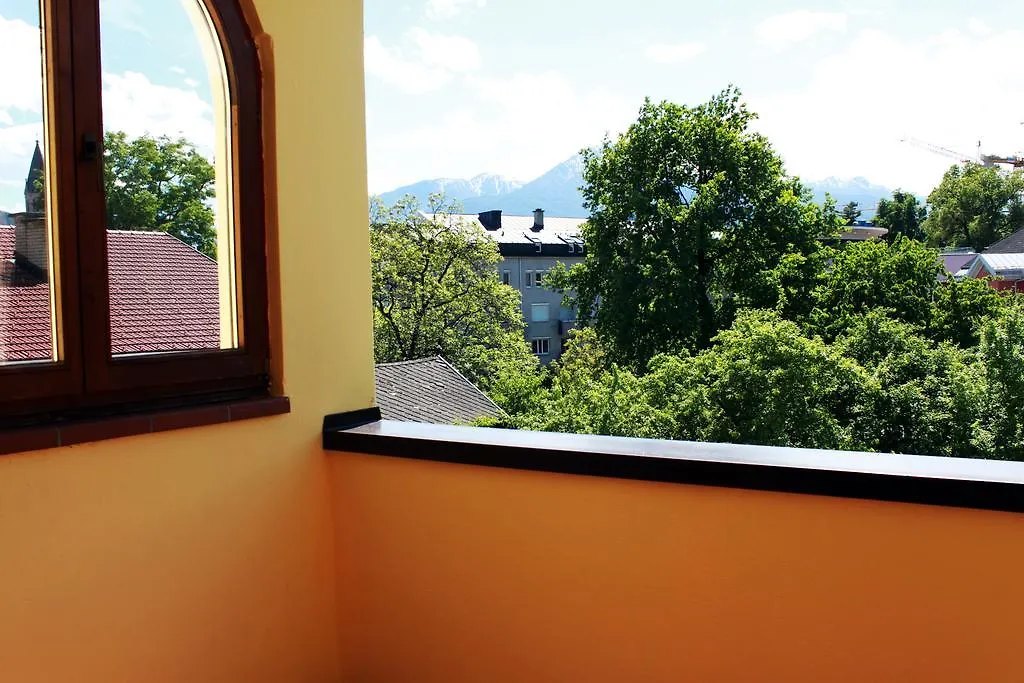 Hotel Altpradl Ίνσμπρουκ 3*,